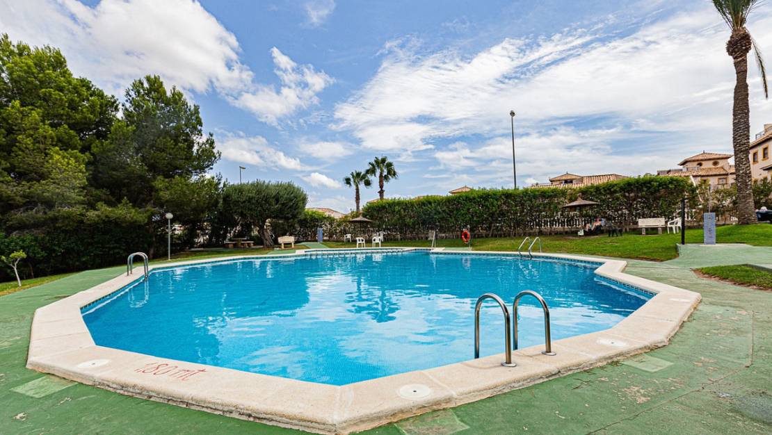 Sale - Apartment - Orihuela - Orihuela Costa