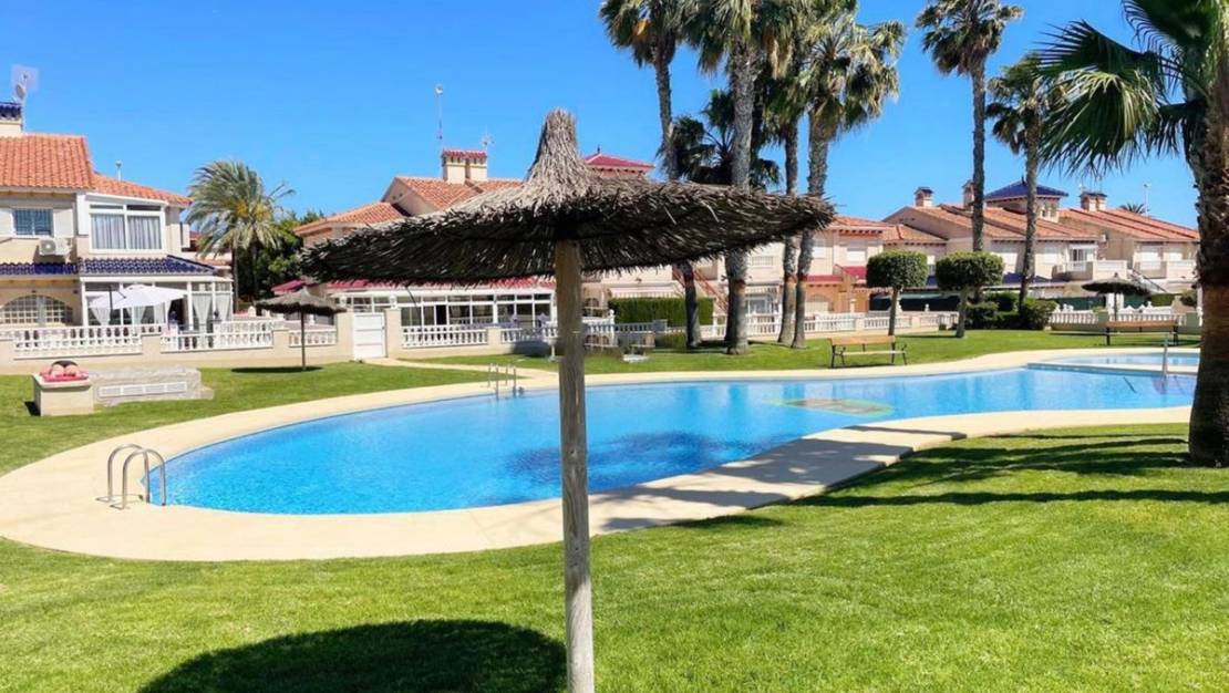 Sale - Apartment - Orihuela - Orihuela Costa