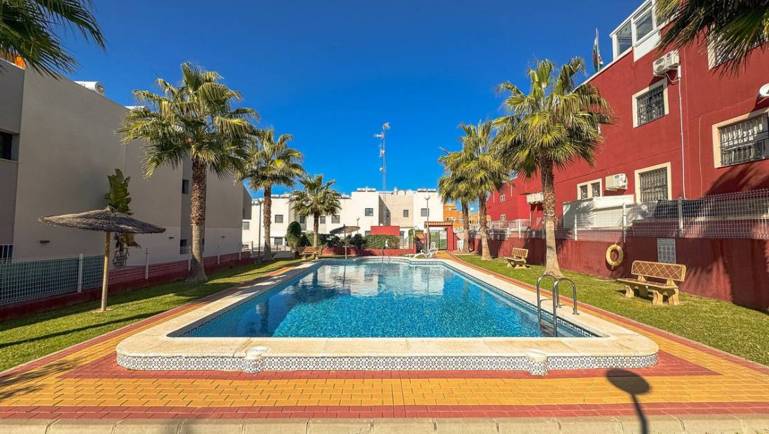 Sale - Apartment - Orihuela - Orihuela Costa