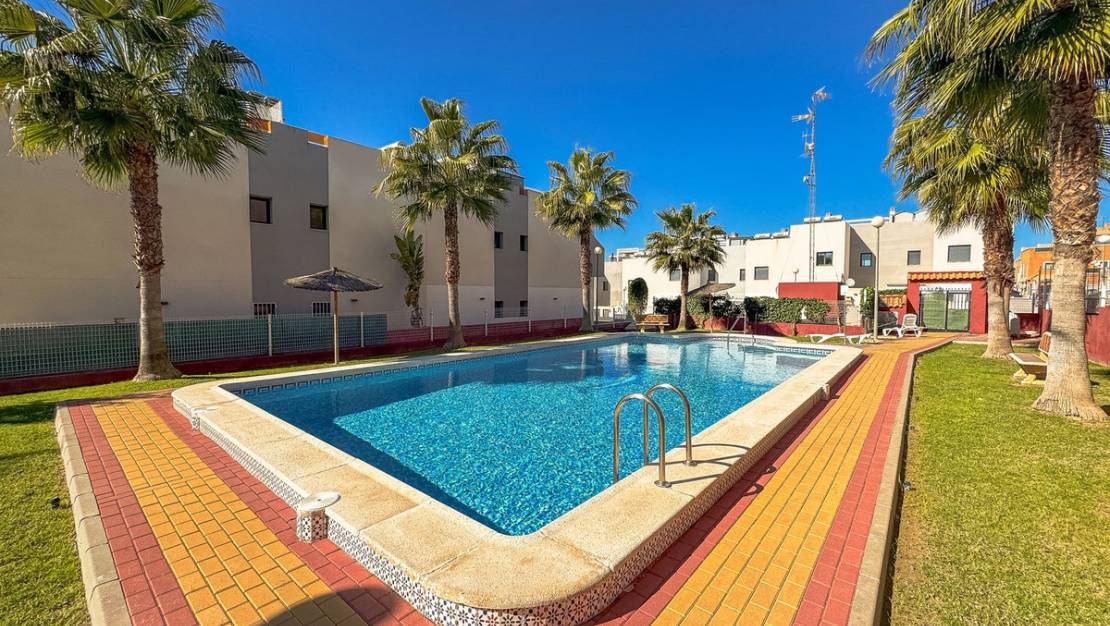Sale - Apartment - Orihuela - Orihuela Costa
