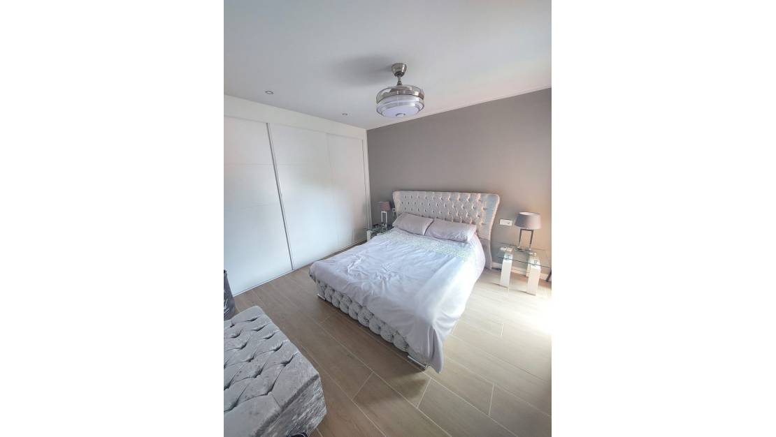 Sale - Apartment - Orihuela - Orihuela Costa