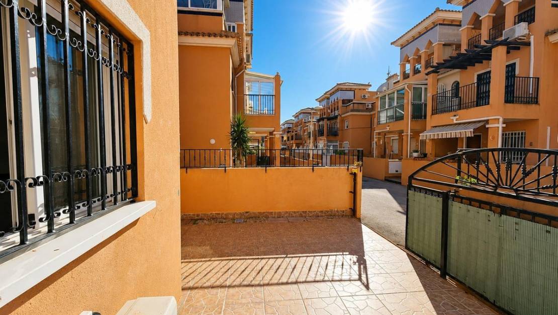 Sale - Apartment - Orihuela - Orihuela Costa