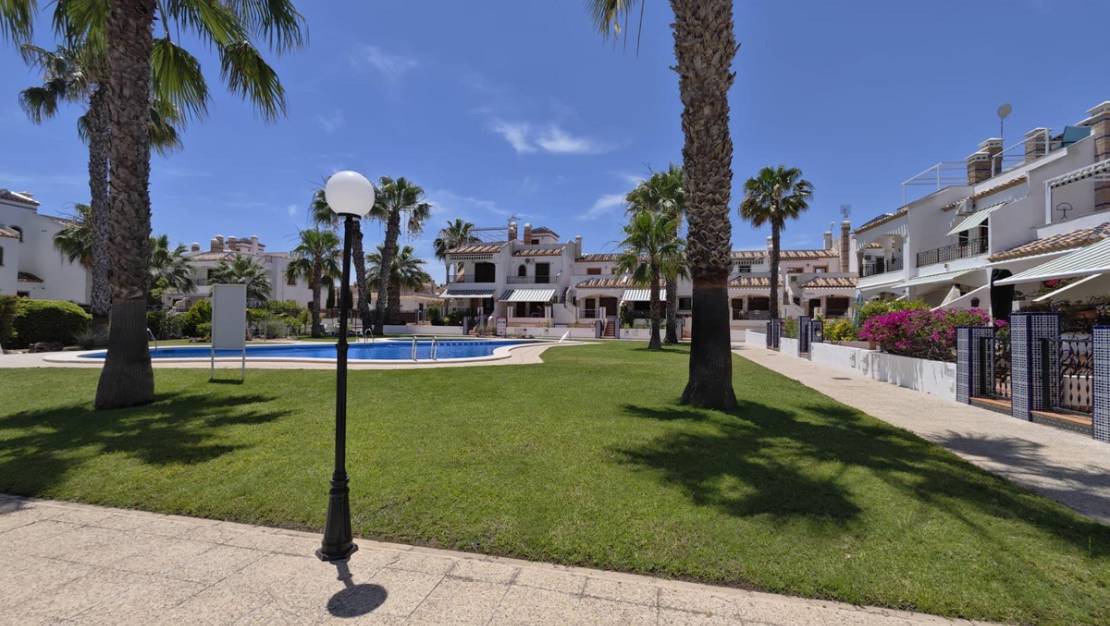 Sale - Apartment - Orihuela - Orihuela Costa