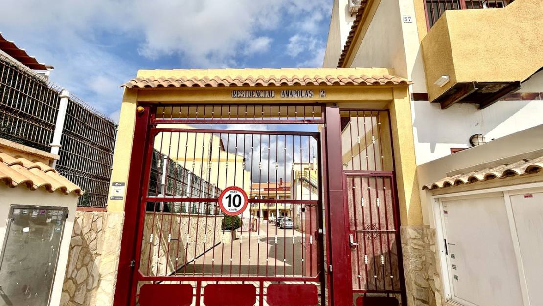 Sale - Apartment - Orihuela - Orihuela Costa