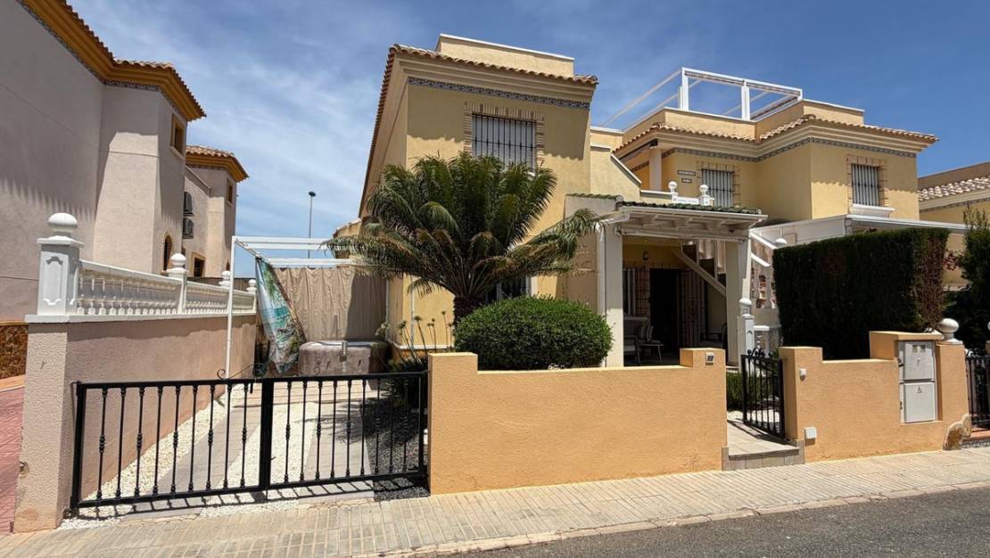 Sale - Apartment - Orihuela - Orihuela Costa