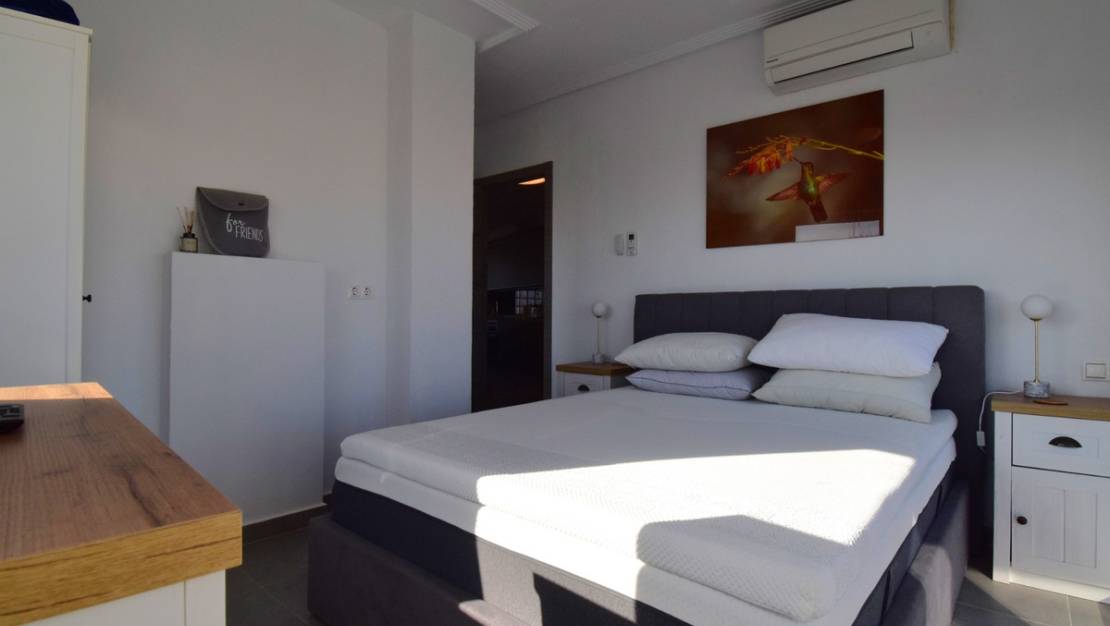 Sale - Apartment - Orihuela - Orihuela Costa