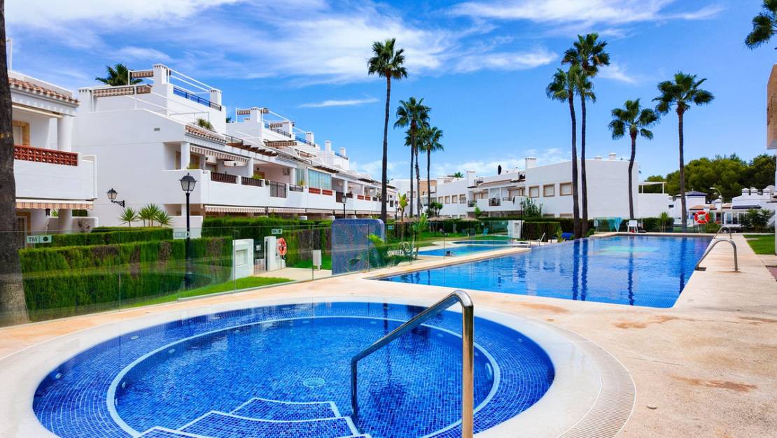 Sale - Apartment - Orihuela - Orihuela Costa