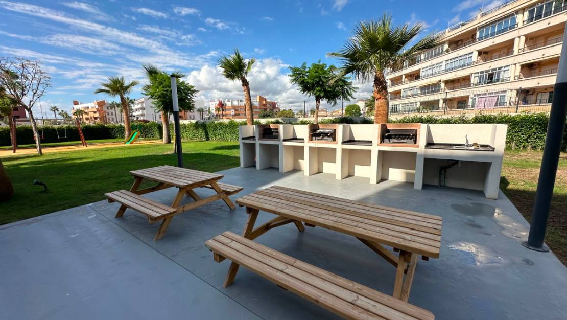Sale - Apartment - Orihuela - Playa Flamenca