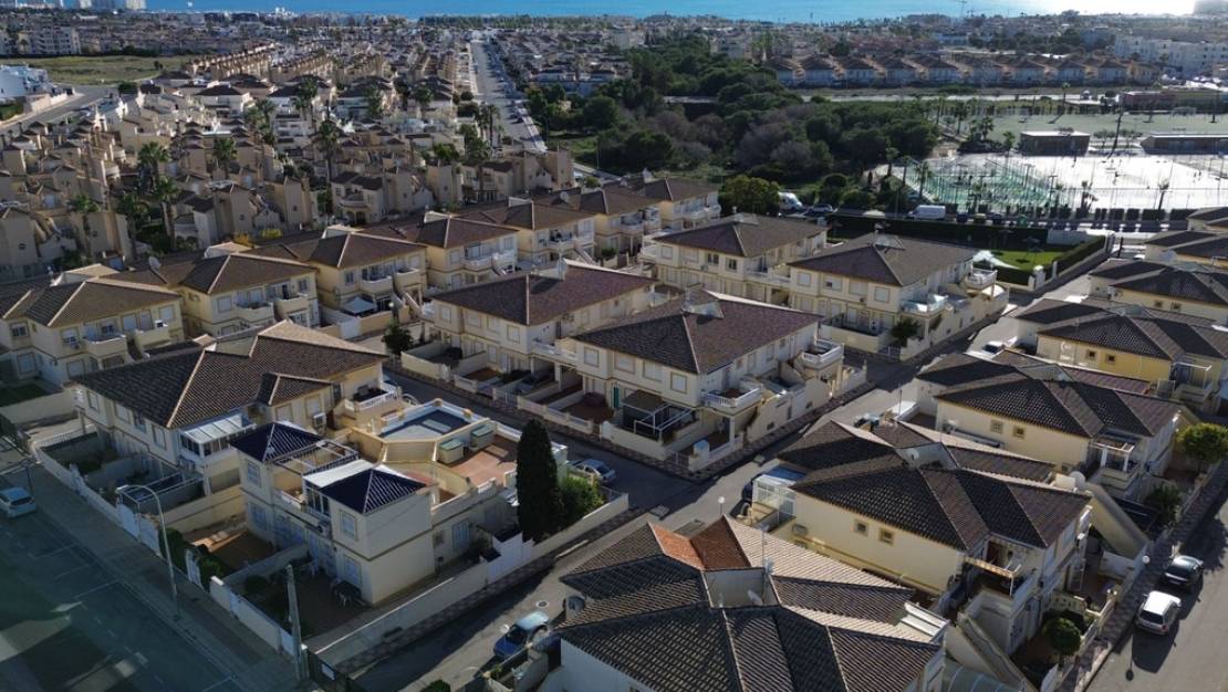 Sale - Apartment - Orihuela - Playa Flamenca