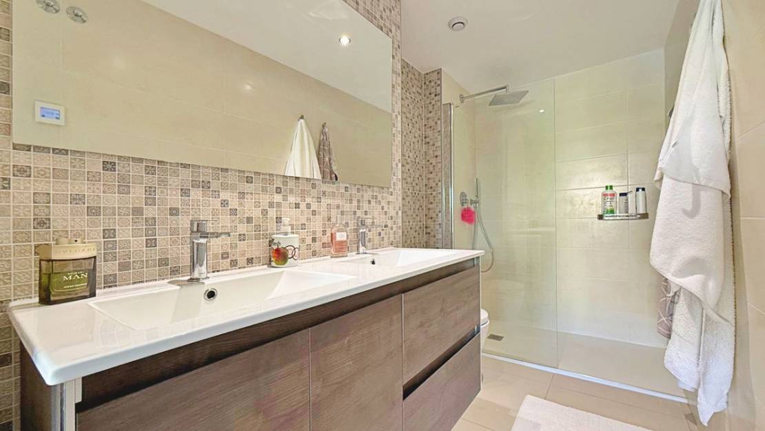 Sale - Apartment - Orihuela - Punta Prima