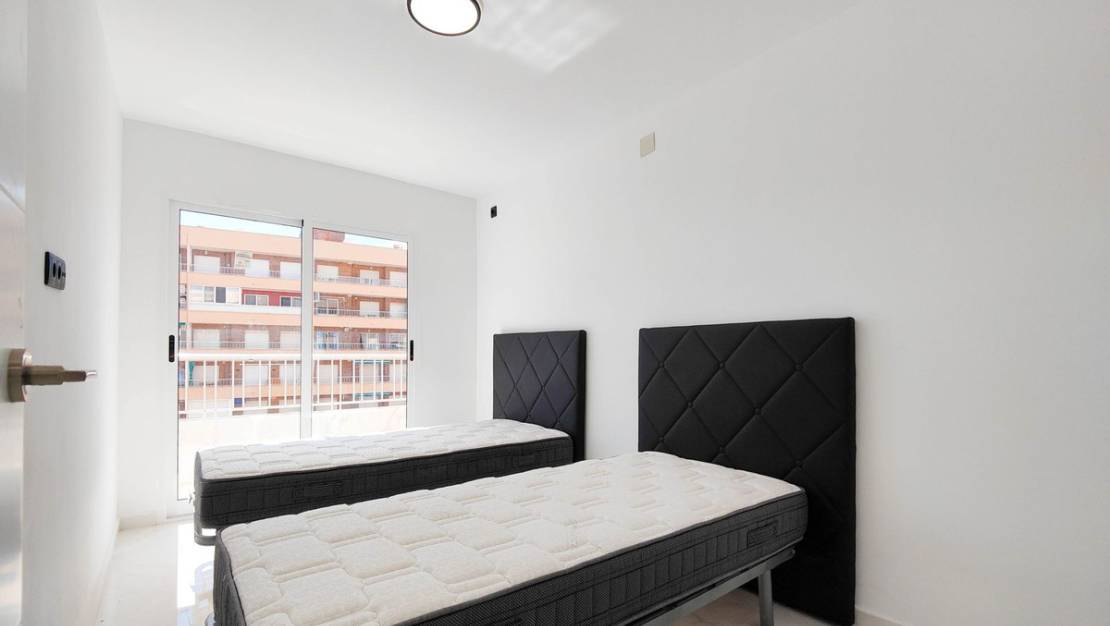 Sale - Apartment - Orihuela - Punta Prima