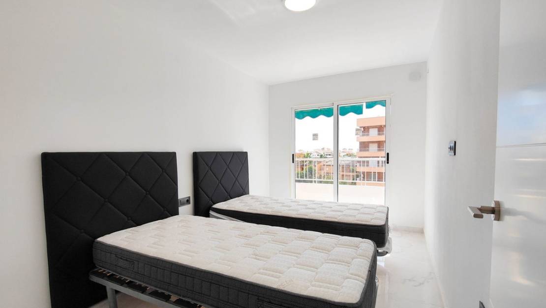 Sale - Apartment - Orihuela - Punta Prima