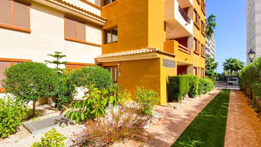 Sale - Apartment - Orihuela - Punta Prima