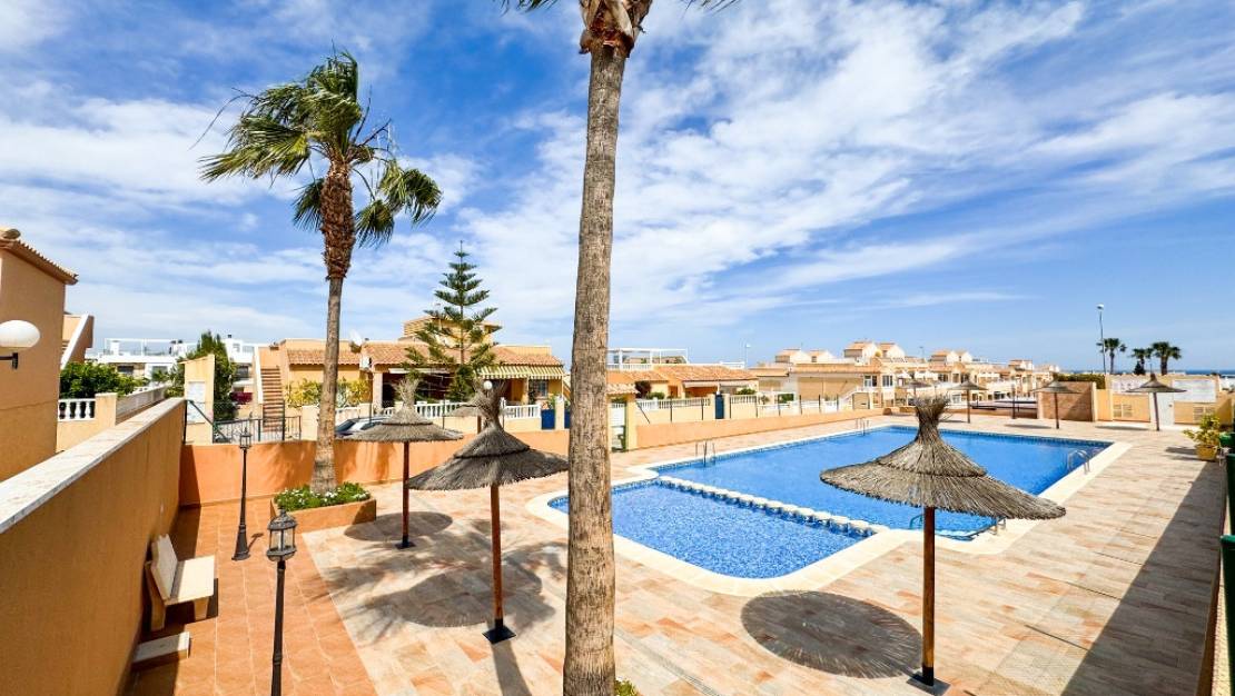 Sale - Apartment - Orihuela - Punta Prima