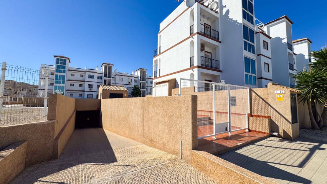 Sale - Apartment - Orihuela - Punta Prima