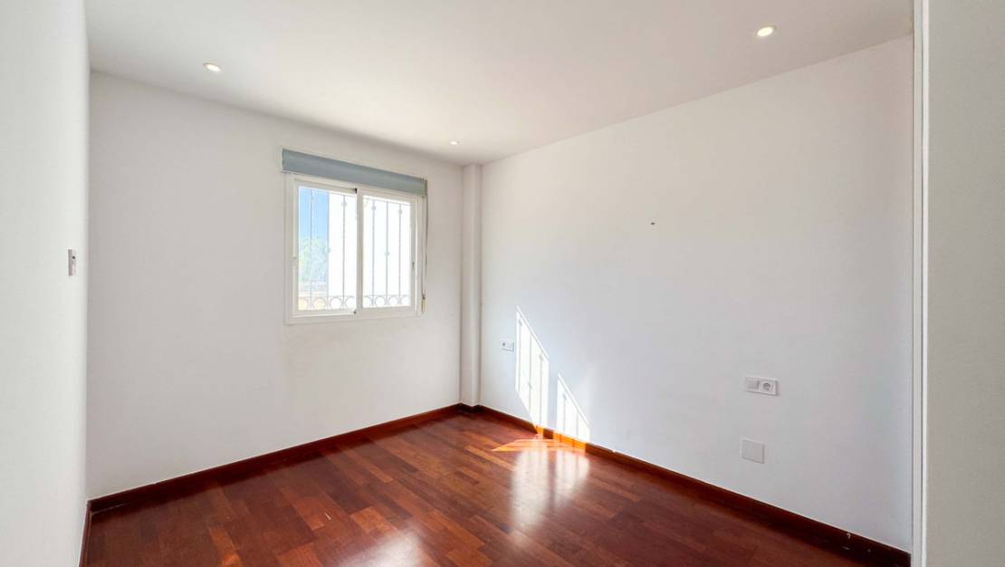 Sale - Apartment - Orihuela - Punta Prima