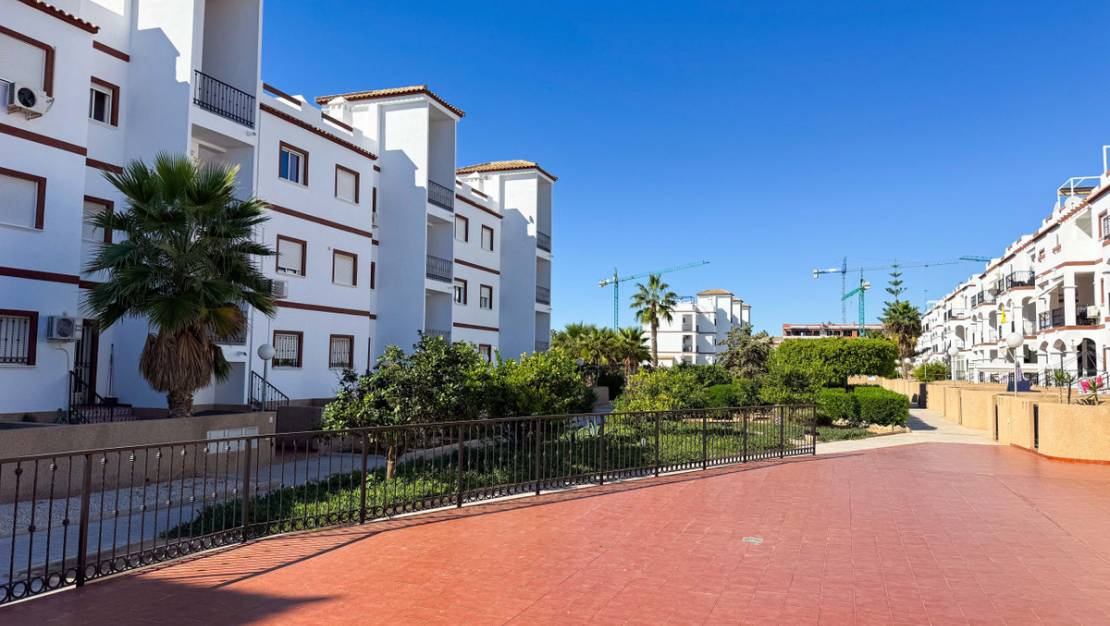 Sale - Apartment - Orihuela - Punta Prima