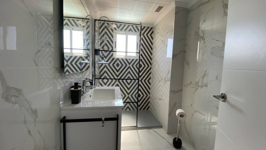 Sale - Apartment - Orihuela - Punta Prima