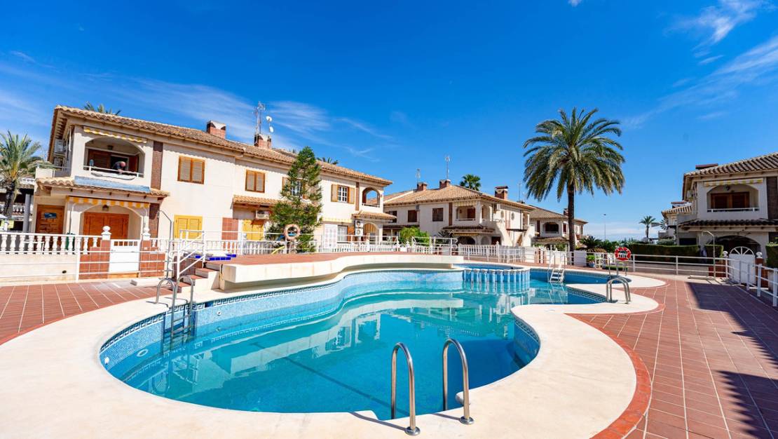 Sale - Apartment - Orihuela - Punta Prima