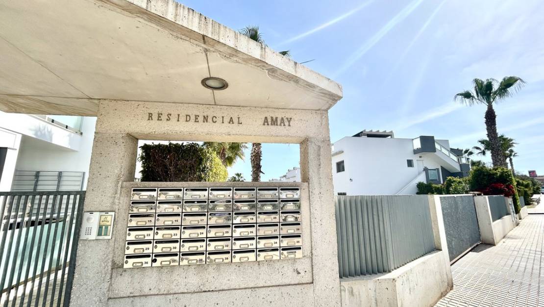 Sale - Apartment - Orihuela - Punta Prima