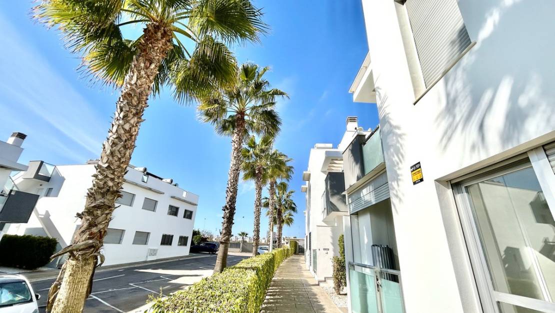 Sale - Apartment - Orihuela - Punta Prima