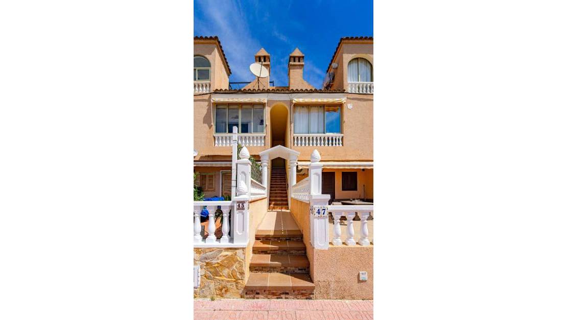 Sale - Apartment - Orihuela - Punta Prima