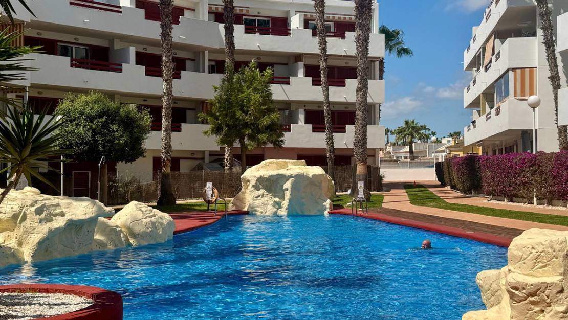 Sale - Apartment - Orihuela - Punta Prima