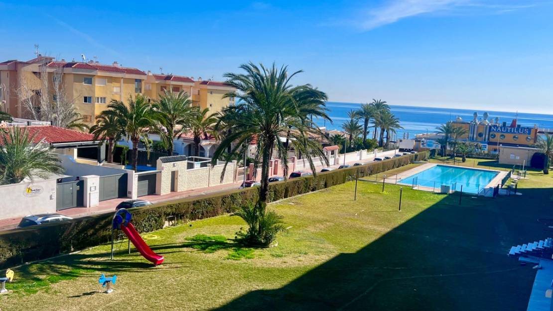 Sale - Apartment - Orihuela - Punta Prima