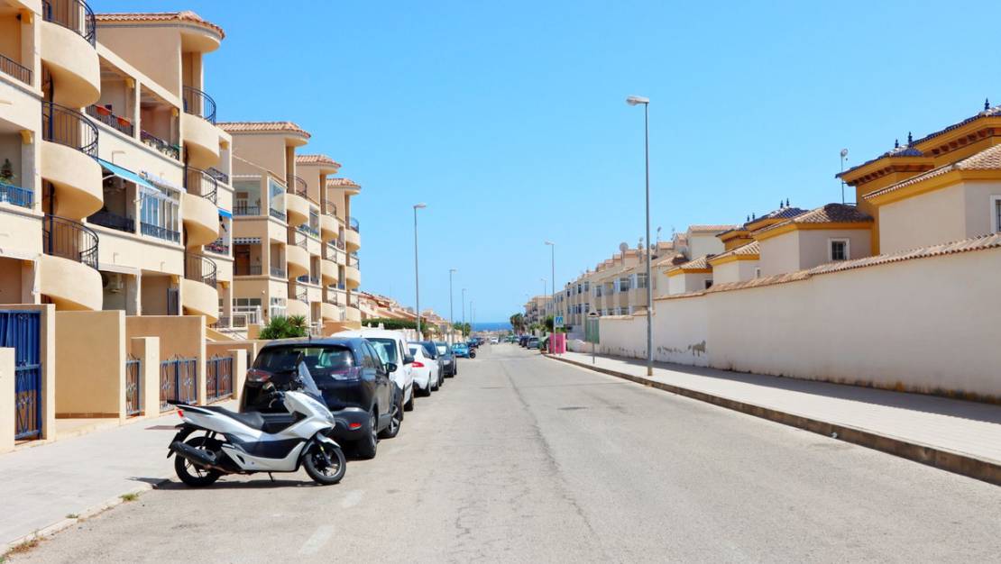 Sale - Apartment - Orihuela - Punta Prima