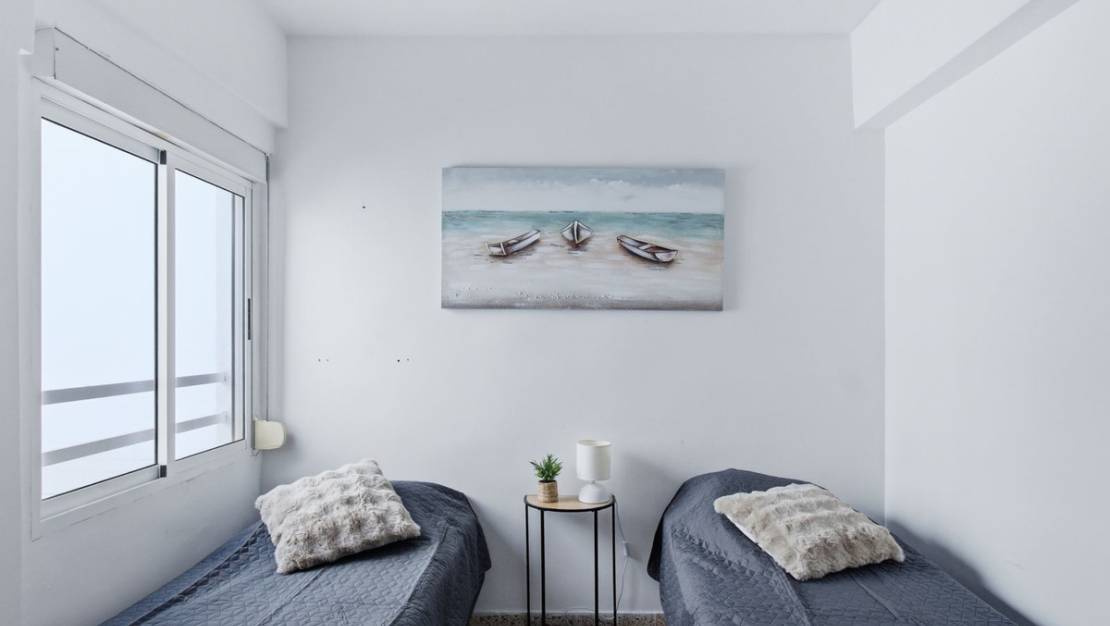 Sale - Apartment - Orihuela - Punta Prima
