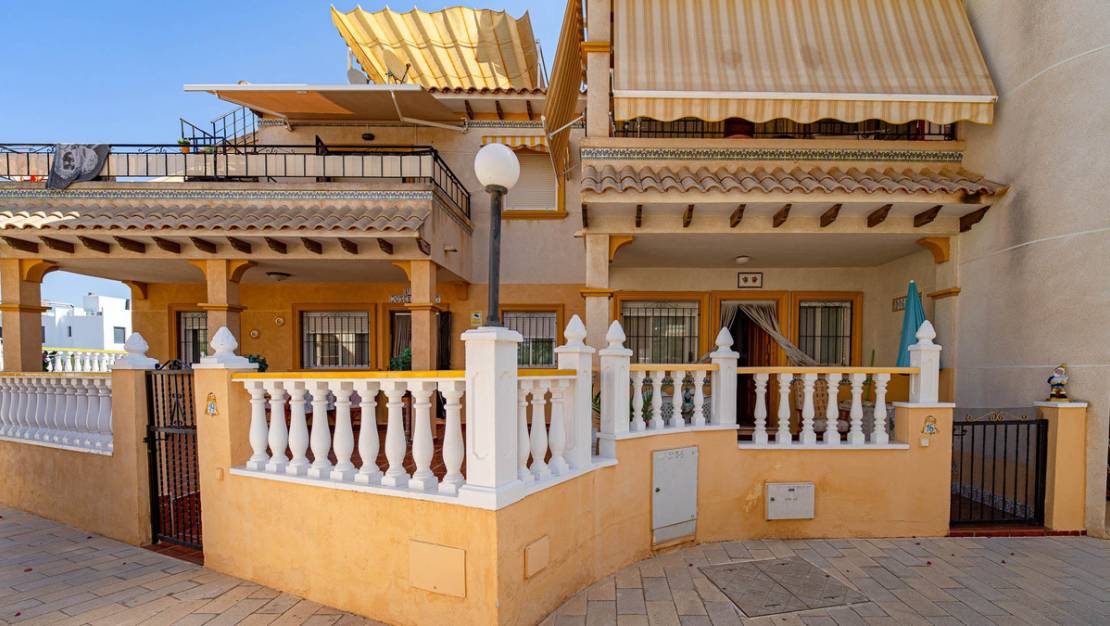 Sale - Apartment - Orihuela - Punta Prima