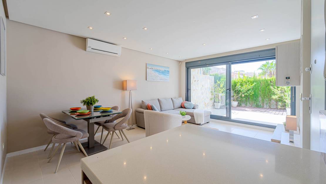 Sale - Apartment - Orihuela - Punta Prima