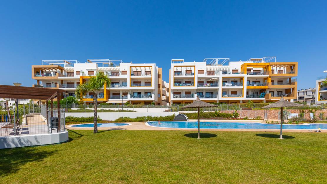 Sale - Apartment - Orihuela - Villamartin