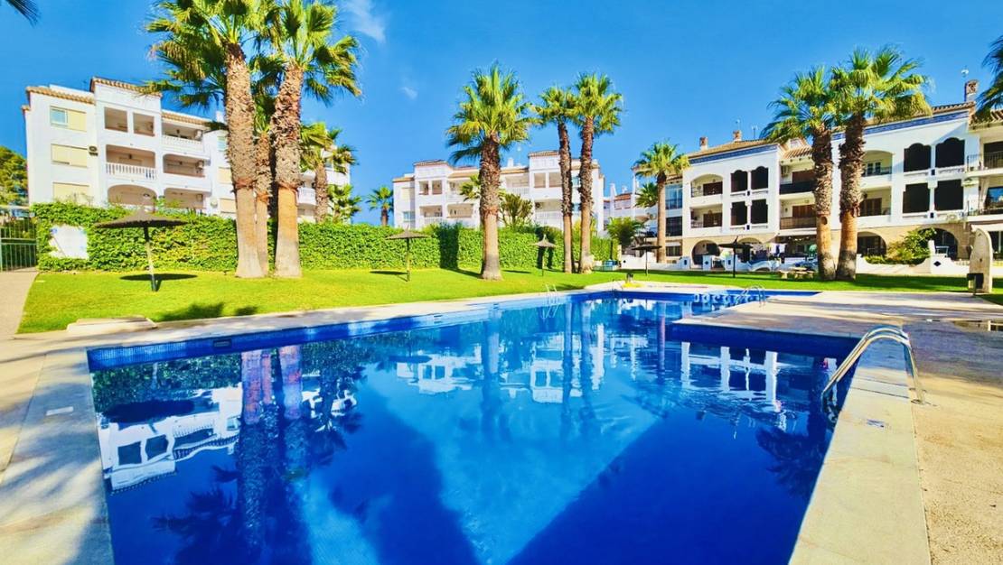 Sale - Apartment - Orihuela - Villamartin