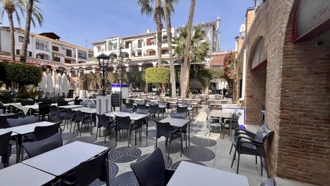 Sale - Apartment - Orihuela - Villamartin