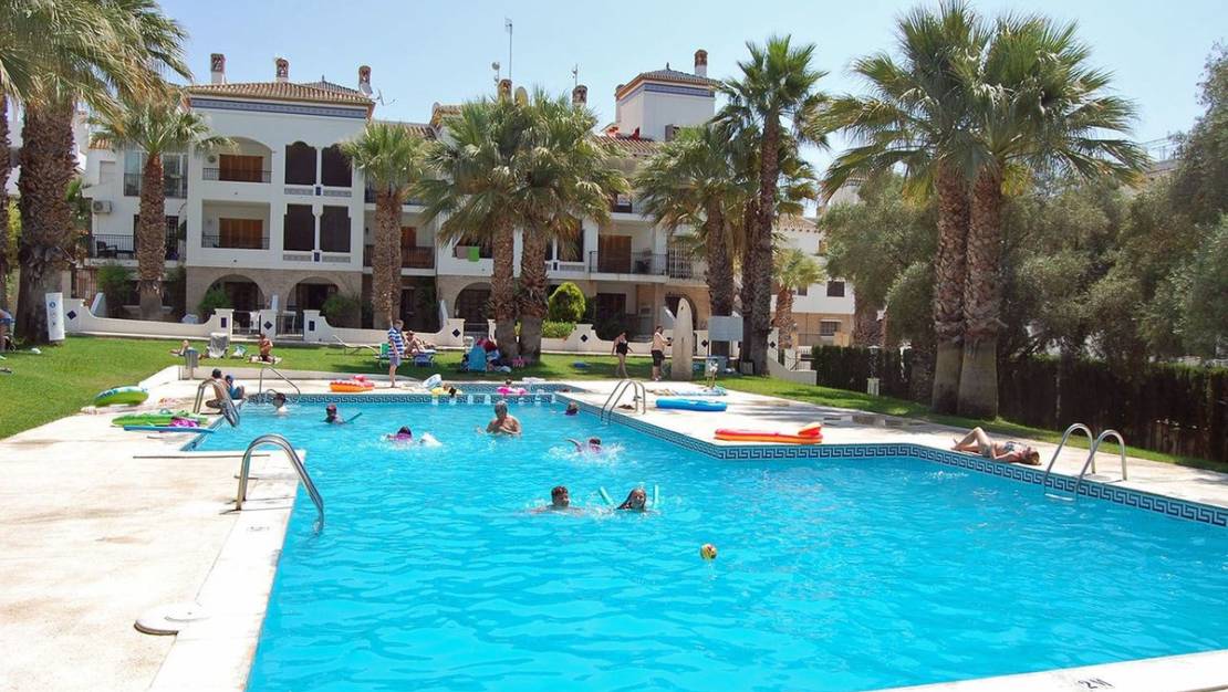 Sale - Apartment - Orihuela - Villamartin