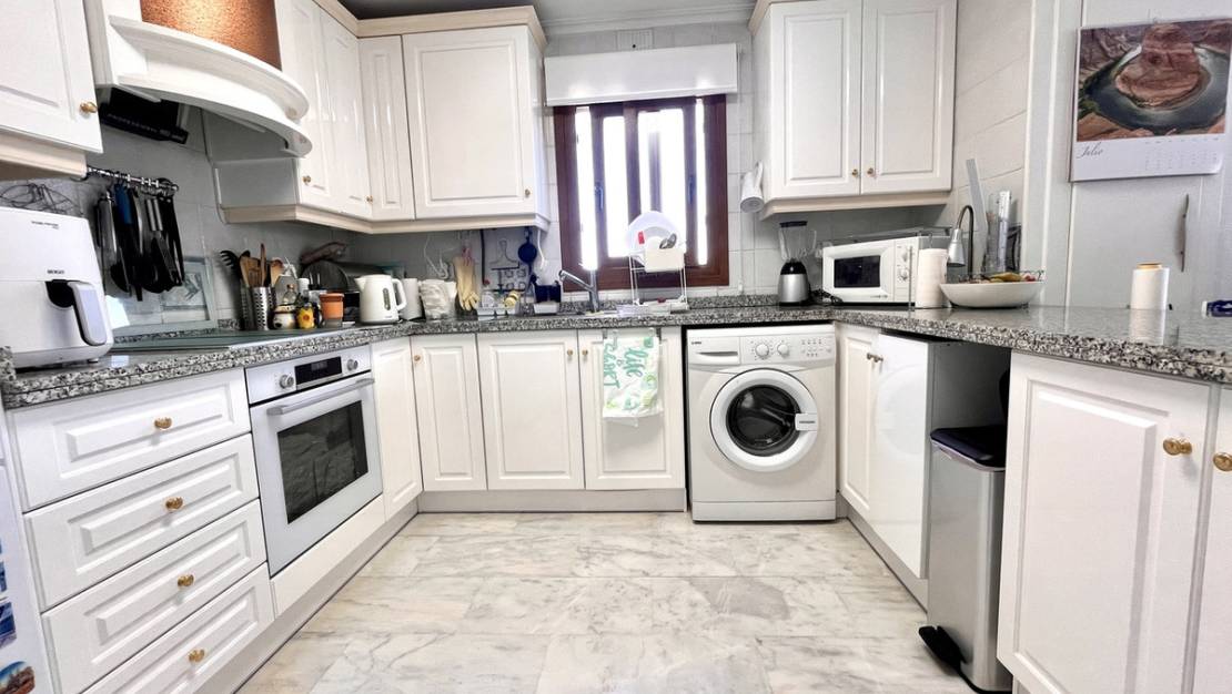 Sale - Apartment - Orihuela - Villamartin