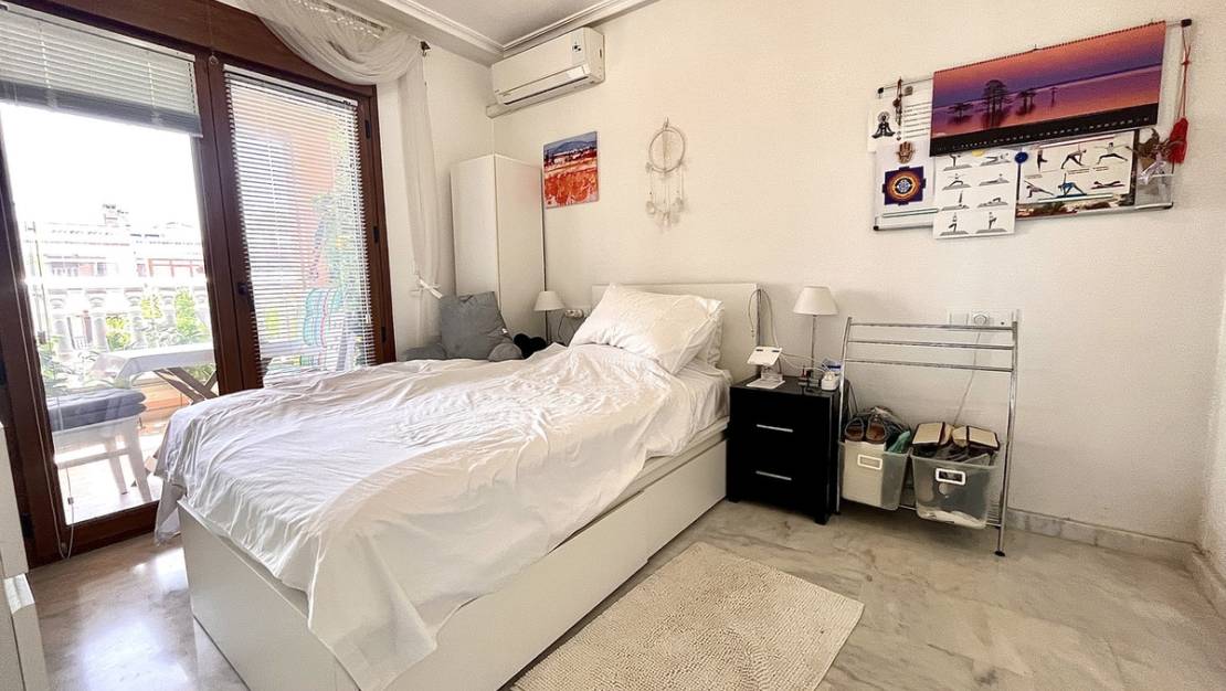 Sale - Apartment - Orihuela - Villamartin