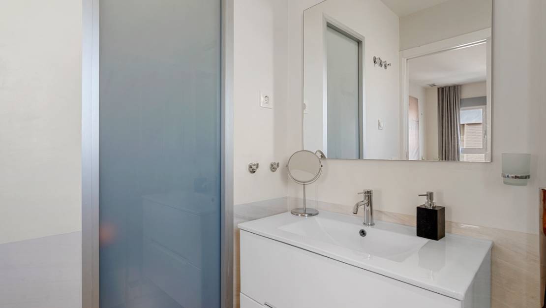 Sale - Apartment - Orihuela - Villamartin