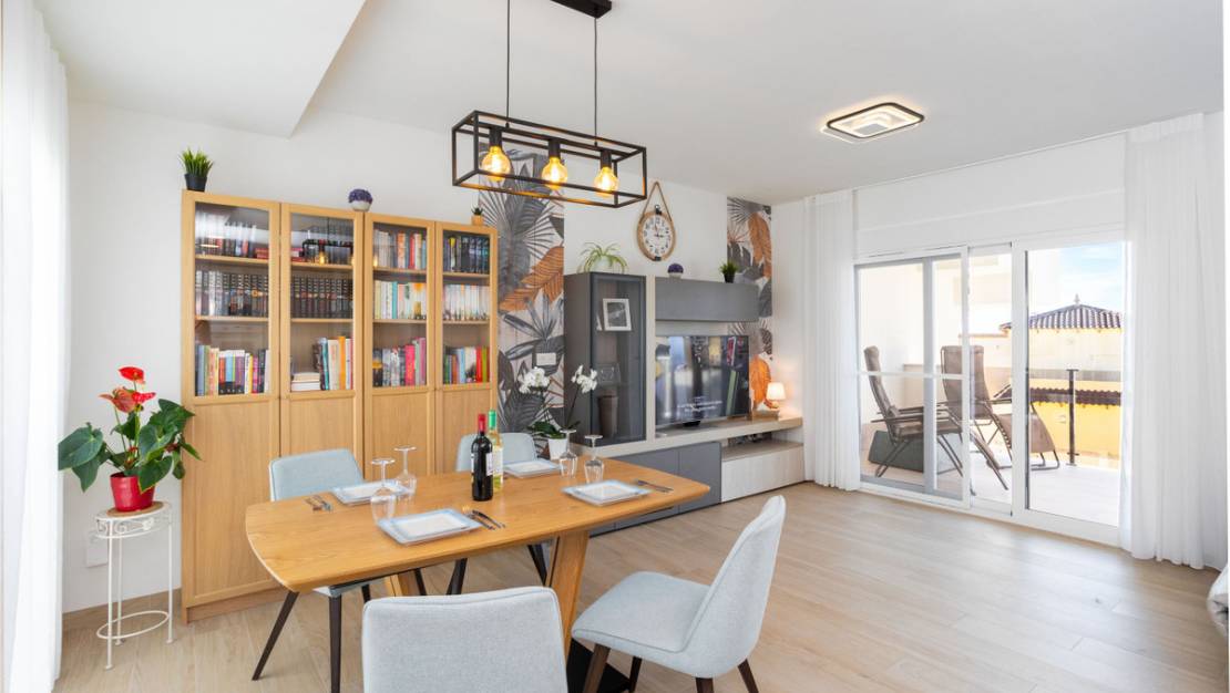 Sale - Apartment - Orihuela - Villamartin