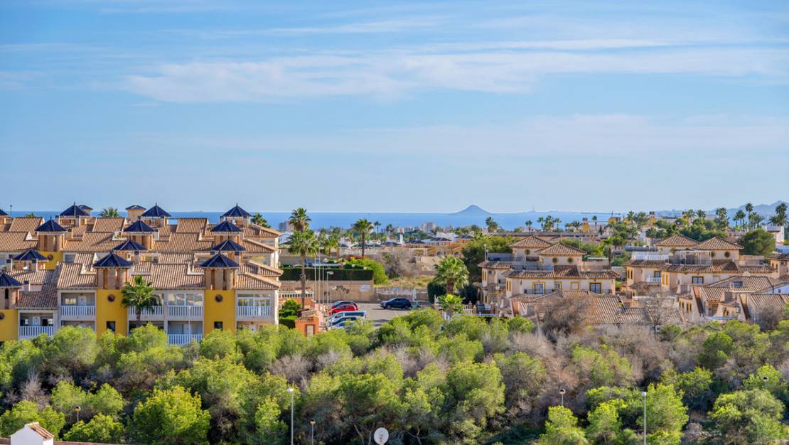 Sale - Apartment - Orihuela - Villamartin