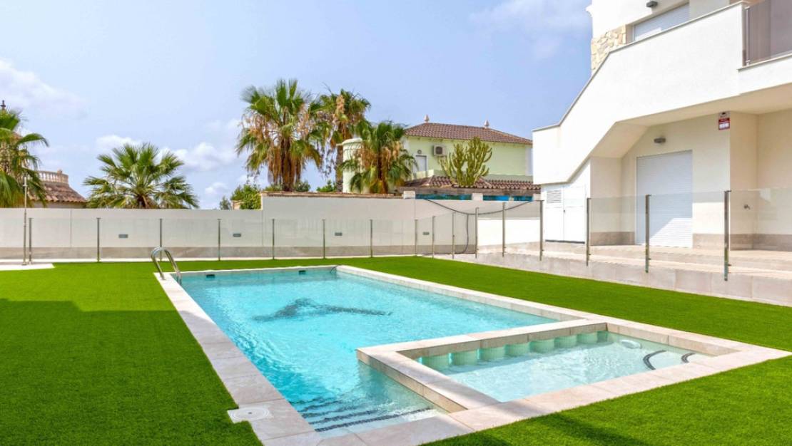 Sale - Apartment - Orihuela - Villamartin