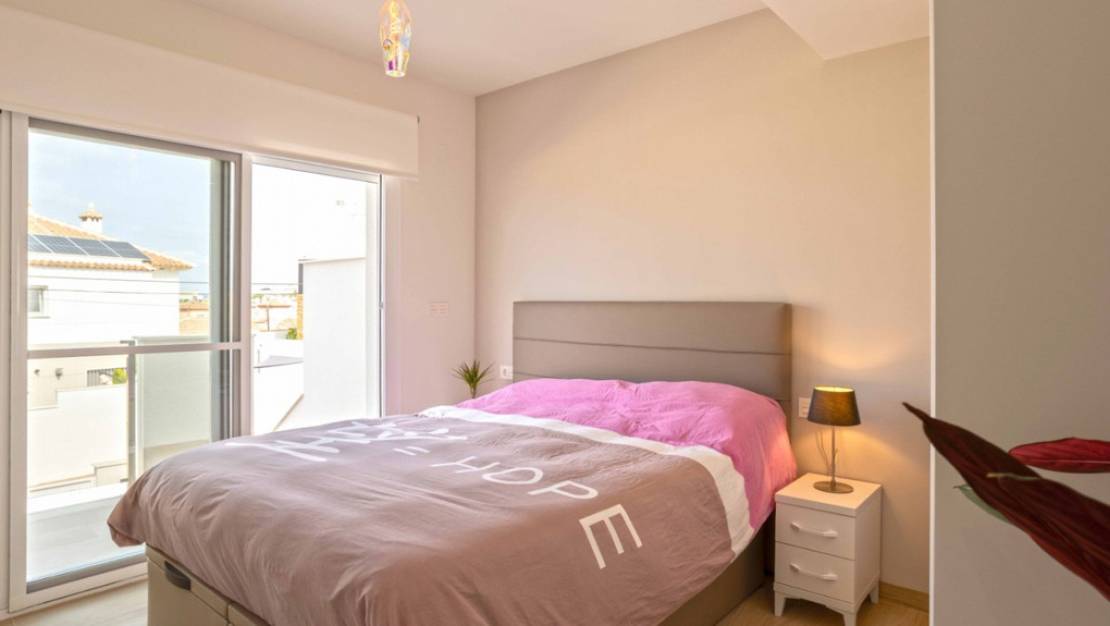 Sale - Apartment - Orihuela - Villamartin