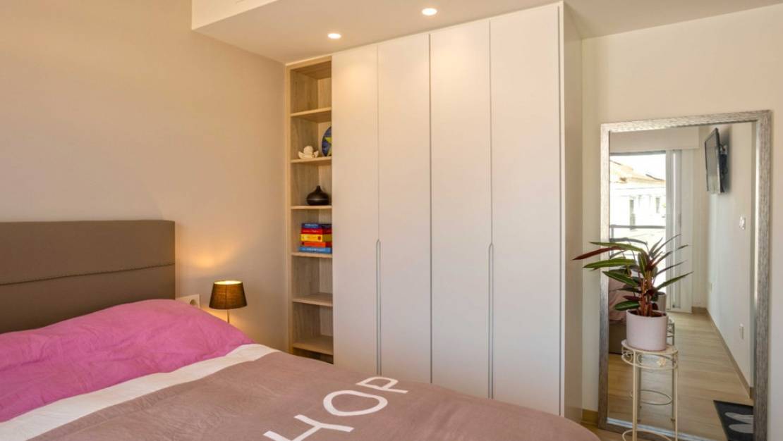 Sale - Apartment - Orihuela - Villamartin