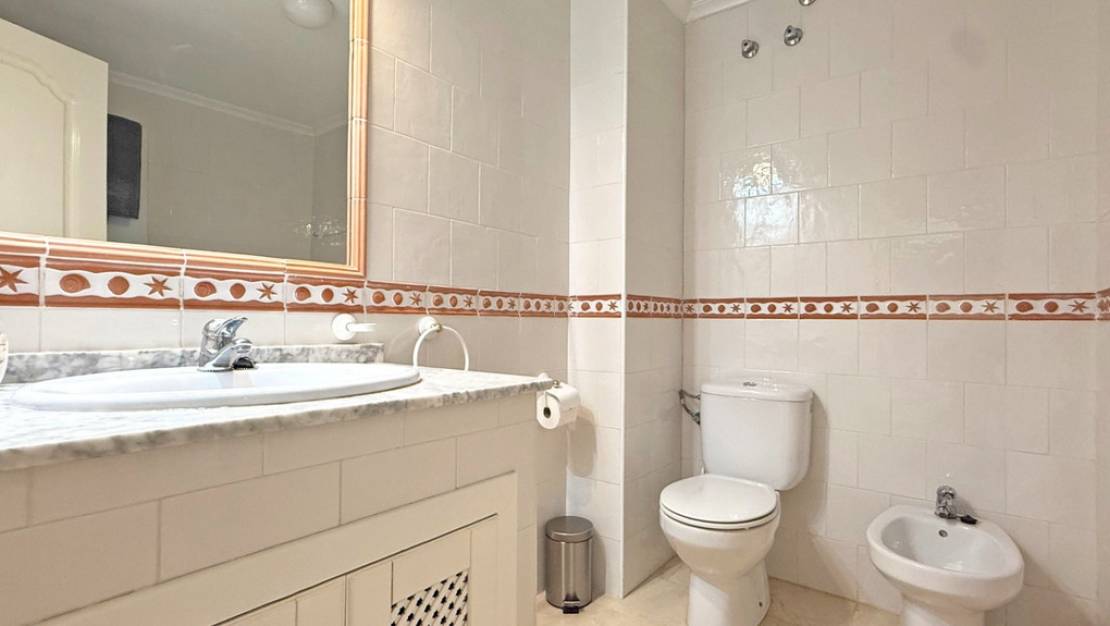 Sale - Apartment - Orihuela - Villamartin