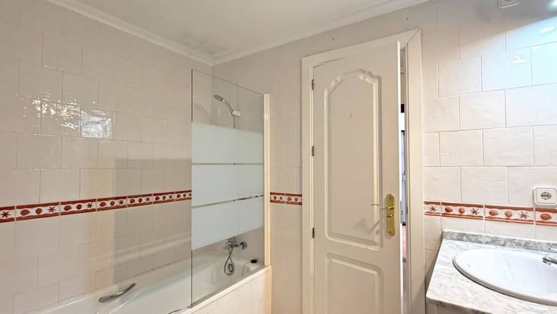 Sale - Apartment - Orihuela - Villamartin