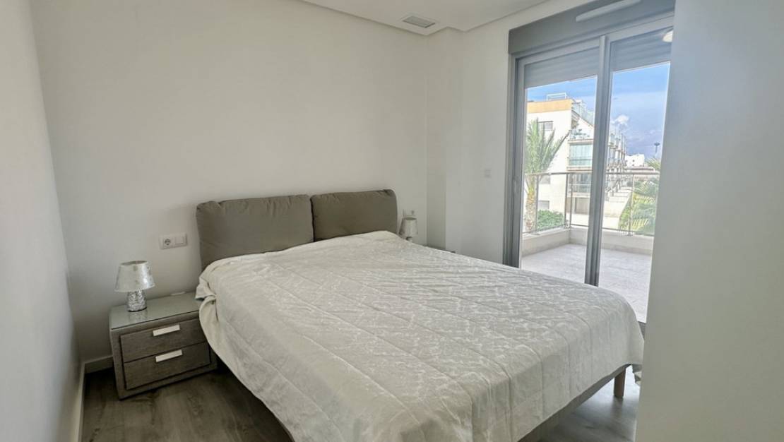 Sale - Apartment - Orihuela - Villamartin