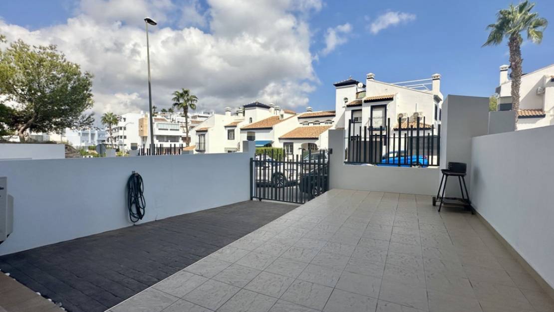 Sale - Apartment - Orihuela - Villamartin