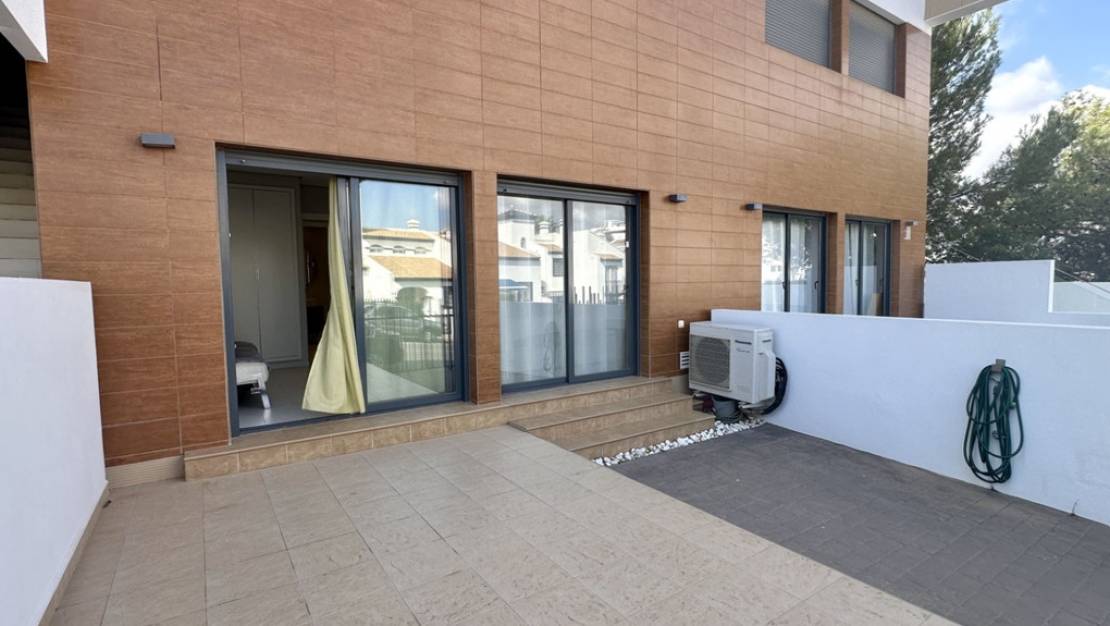 Sale - Apartment - Orihuela - Villamartin