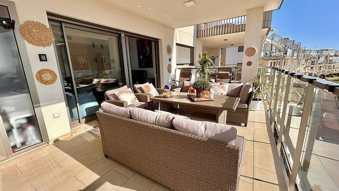 Sale - Apartment - Orihuela - Villamartin